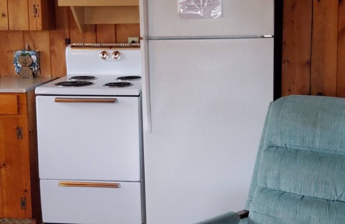 West Boothbay Harbor Cottage | Top-Rated One-Bedroom Cottages with Free WIFI & Kitchen