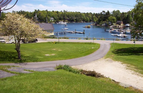 West Boothbay Harbor Cottage | Top-Rated One-Bedroom Cottages with Free WIFI & Kitchen