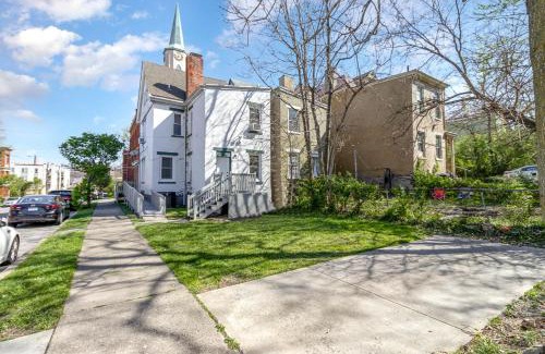 Corryville House | Family-Friendly 4-Bedroom Home Near University of Cincinnati