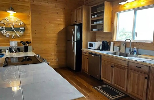 Bahama Palm Shores House | Experience 3 Palms Beach Retreat: Family-Friendly Escape