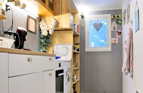 Urshult House | Cozy Holiday Home for 3 in Pet-Friendly Urshult