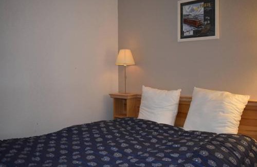 Font-Romeu-Odeillo-Via Apartment | Golf View Apartment with Balcony and Family-Friendly Amenities