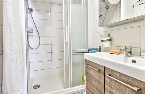 Saint-Lazare Apartment | Oceanfront 3 Pieces in the Heart of Marseille