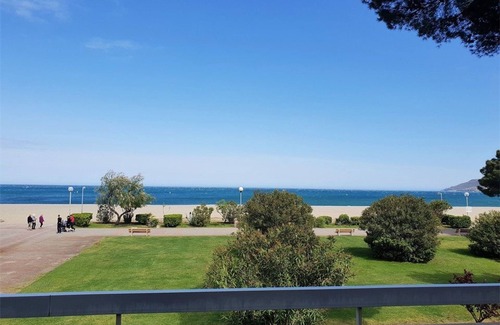 Plage d'Argeles Apartment | Oceanfront Apartment Argelès-sur-Mer with Spa & Views