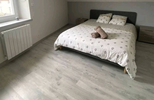 Prefecture Apartment | 3-room apartment NEAR STATION, CITY CENTER AND SHOPS