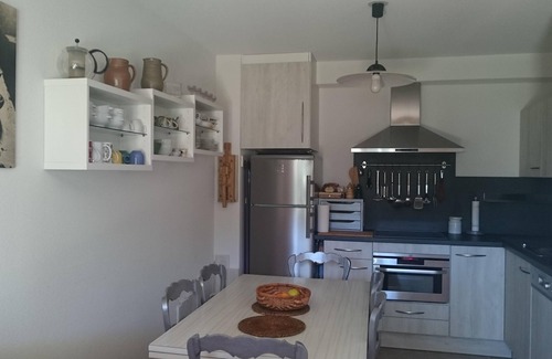 Vaujany Apartment | Tranquil 3-Room Apartment with Lake View & Spa Amenities