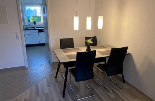 Gaertringen Apartment | Spacious 3-Room Apartment with Roof Terrace & Garage