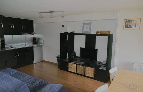 Guillestre Apartment | Cozy 3 Room Apartment in Village Center for Ski Lovers