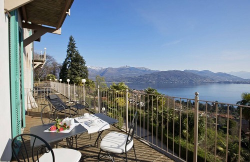 Carciano Apartment | Relaxing 3-Room Apartment with Balcony and Pool Access
