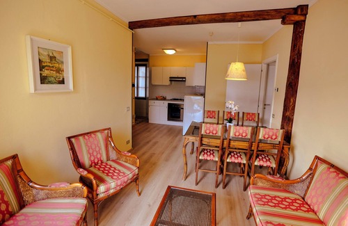Cannobio Apartment | Lovely 3-Room Apartment with Balcony on Cannobio Promenade
