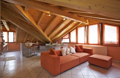 Cannobio Apartment | Inviting 3-Room Attic Apartment with Garden & Scenic Views