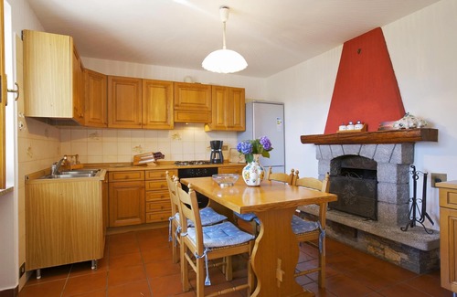Cannero Riviera House | Relaxing 3-Room Rustico with Outdoor Area in Sunny Spot