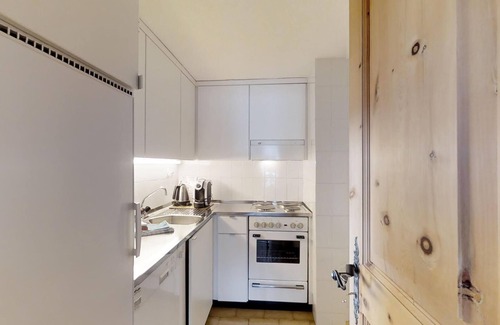 Silvaplana Apartment | Family-Friendly 3-Room Apartment with Lake Views, Rated 9.8