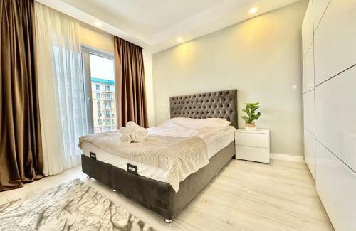 Stefanestii de Jos Apartment | Relax at 3 Rooms A302 StayInn by Cosmopolis with Pool & Ocean Views
