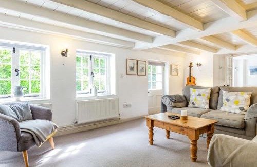 St. Agnes House | Family-Friendly 4-Star Stay at 3 Rose Cottages, Rated 10/10