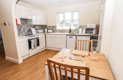 Lytham St. Anne's Cottage | Romantic Retreat at 3 Rothbury Place in Lytham St. Annes