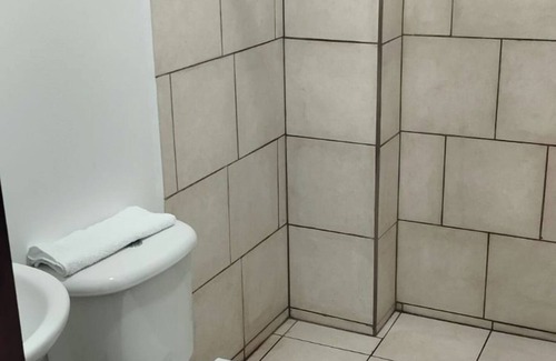 Dolorosa Apartment | #3 San Jose room with private bathroom