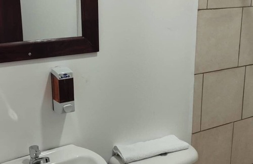 Dolorosa Apartment | #3 San Jose room with private bathroom