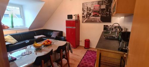 Oberhausen Apartment | Family-Friendly Retreat with 3 Bedrooms & Kitchen Area
