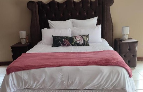 Welkom Bed & Breakfast | Cozy 3 Schnehage Guesthouse with Pool & Family-Friendly Vibe