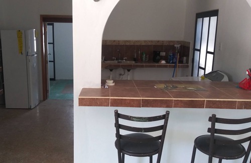 San Crisanto House | Convenient 3-Bedroom Apartments - Pet and Child Friendly
