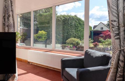 Ripley House | Discover 3 Springhaven: Family-Friendly & Top-Rated Stay