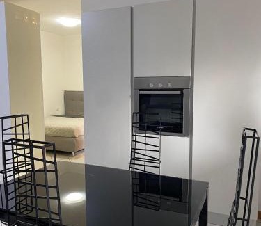 Villaggio degli Sposi Apartment | Convenient Appartamento Near Ospedale GiovanniXXIII