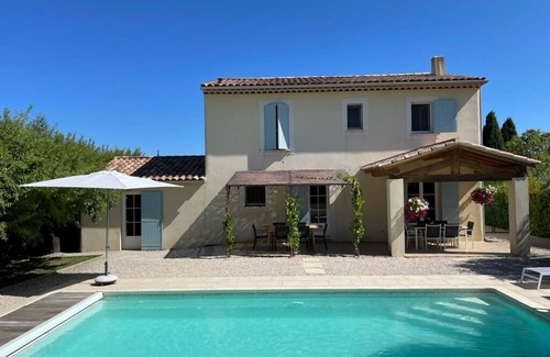 Saint-Didier Villa | Tranquil Villa with Pool in Saint-Didier - Guest Rated 9.8