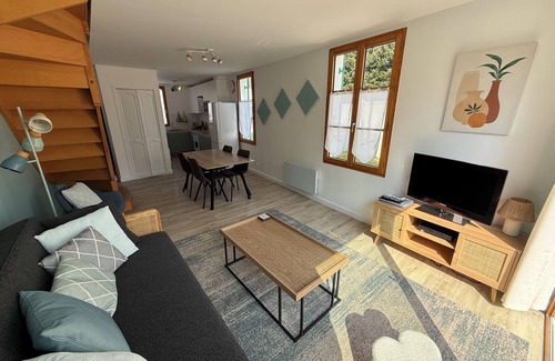 La Couarde-sur-Mer House | Beachside Retreat: Family-Friendly with Ocean Views & Pool