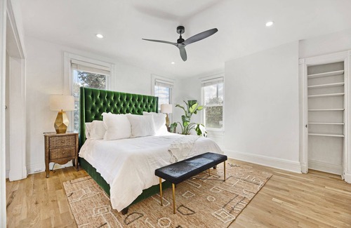 Ampere House | Modern Comfort with Ocean View & Spa Near EWR Airport