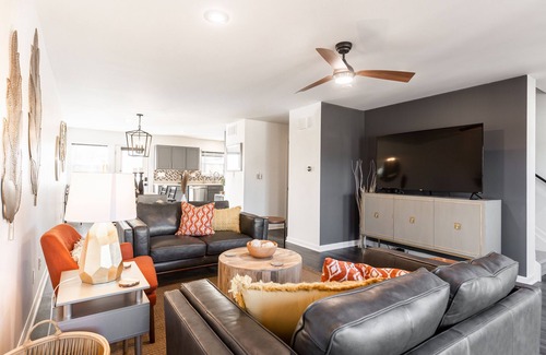 Dayton House | Riverfront Oasis: Family-Friendly & Guest Rated 9.8/10