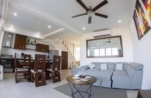 Granada House | 3-Story Villa | Private Pool & Mountain View