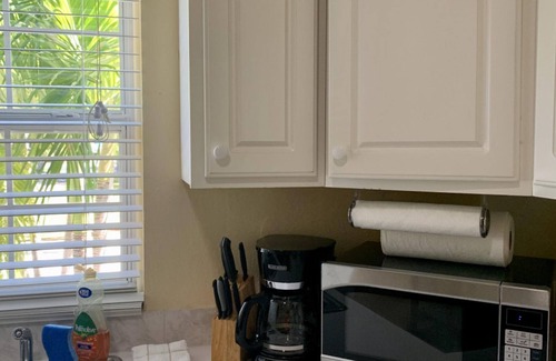 West Bay Apartment | Relax at BP Beach Concierge: Island Retro Chic Getaway