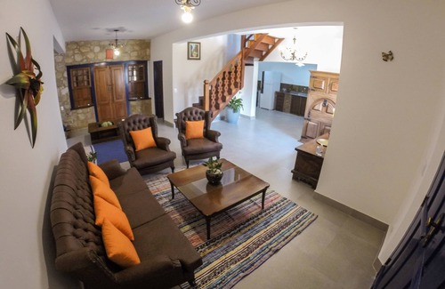 Cabore House | Inviting Suites with Pool, Steps from Historic Center