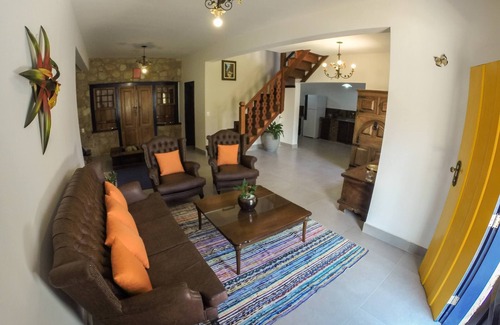 Cabore House | Inviting Suites with Pool, Steps from Historic Center