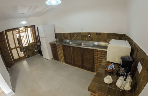 Cabore House | Inviting Suites with Pool, Steps from Historic Center