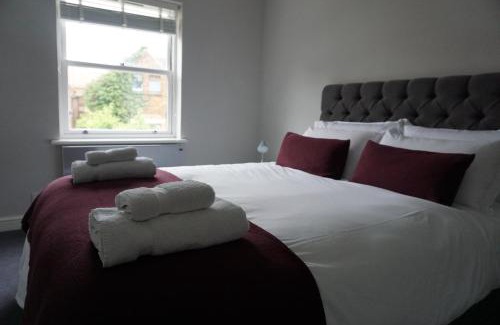 Summertown Apartment | Experience Elegance at 3 Summertown Court - A Top Rated Stay