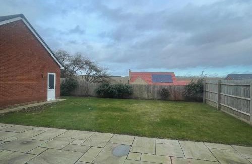 Olney House | Ideal 3 Swallow Close for Families, Contractors & Weekend Getaways