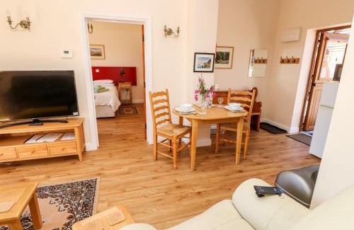 Ryde House | Child-Friendly 3 The Stables - Rated 9.7/10 by Guests