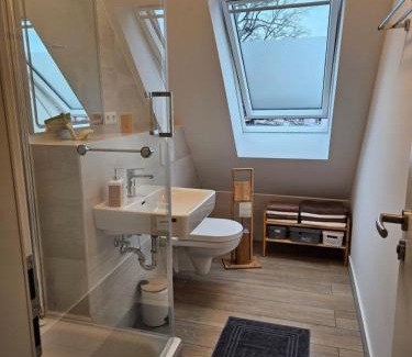 Wolfsburg Apartment | Child-Friendly 3 Zimmerwohnung am Neuer Teich - Guest Rated 9.4