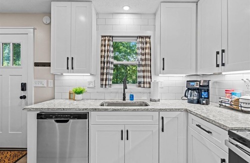 Simpsonville House | Inviting 2 Bed/2 Bath Retreat in Simpsonville, SC