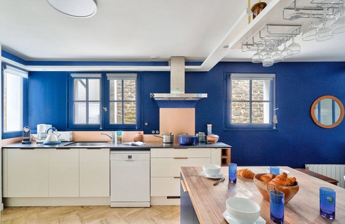 Ile-Tudy Ski Chalet | Oceanfront Haven for 7 Near the Sea on Île Tudy