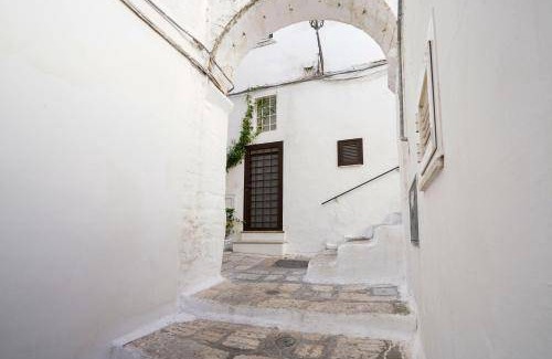 Ostuni Historic Centre Apartment | Cozy 30 m² Apartment for Up to 4 Guests