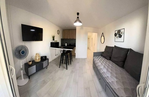 Six-Fours-les-Plages Apartment | 30 m² Apartment ∙ 1 bedroom ∙ 4 guests