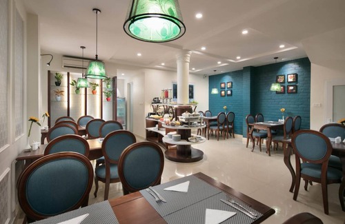 Old Quarter Hotel | Spacious Eco-Friendly Hotel for Up to 8 Guests, Rated 9/10