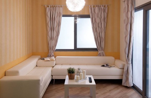 Roccamare House | Cozy 2-Bedroom House with Kitchen for Up to 6 Guests