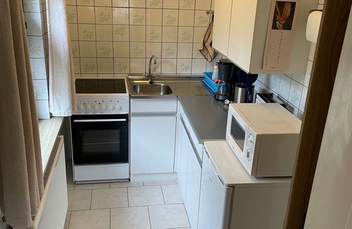 Glienicke/Nordbahn House | Convenient Access to Berlin: Enjoy Breakfast & Family Amenities