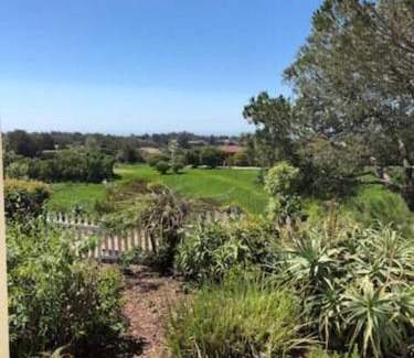 Central Malibu Apartment | Enchanting Malibu Coastal Getaway: Beach & Hike Access