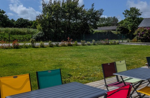 Surzur Cottage | Ideal Farmhouse Retreat for Groups on Rhuys Peninsula