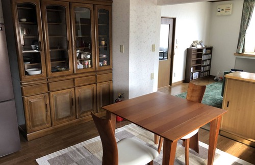Toyokoro Apartment | Convenient Quadruple Room with Kitchen Near the Station